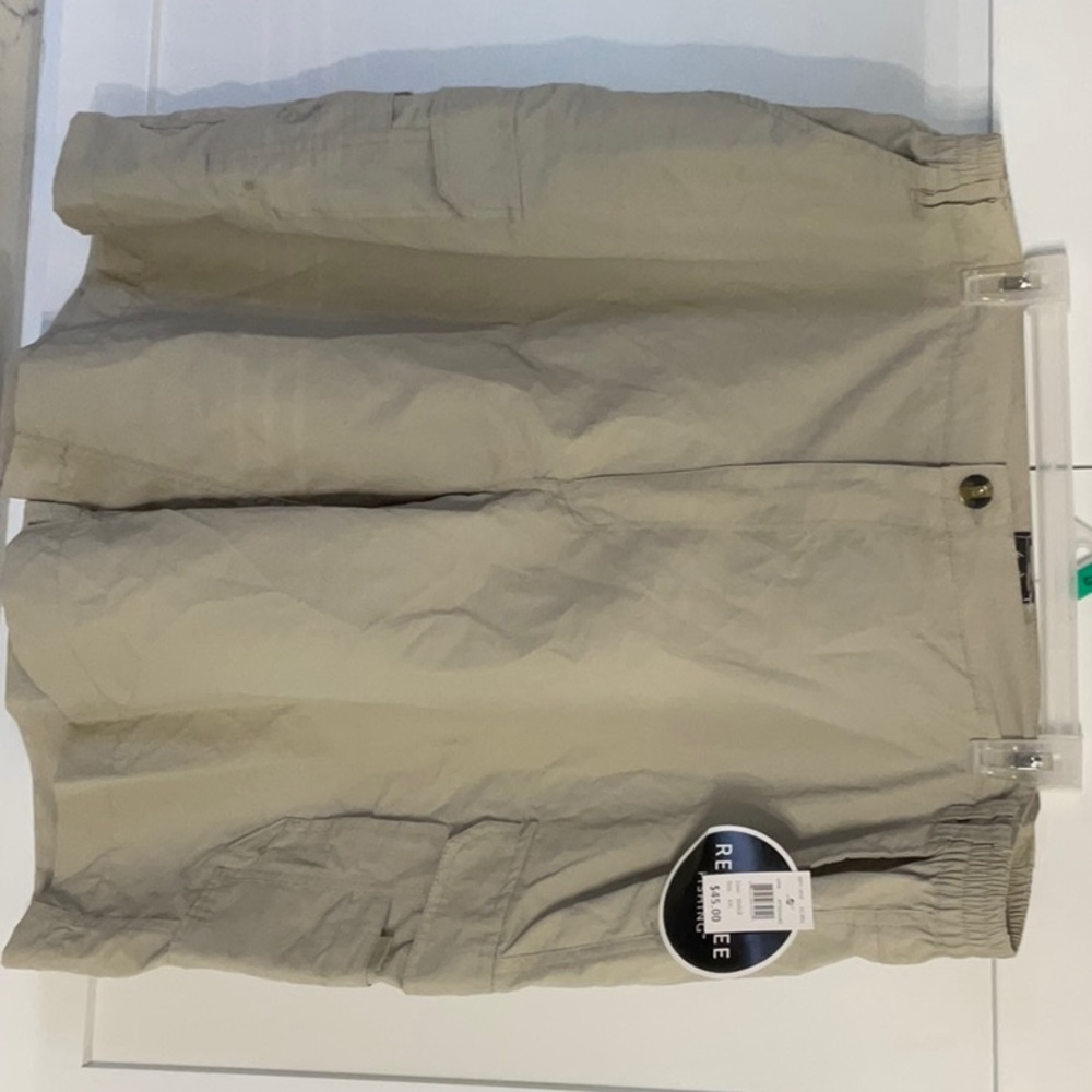 New Khaki RealTree Fishing Cargo Shorts